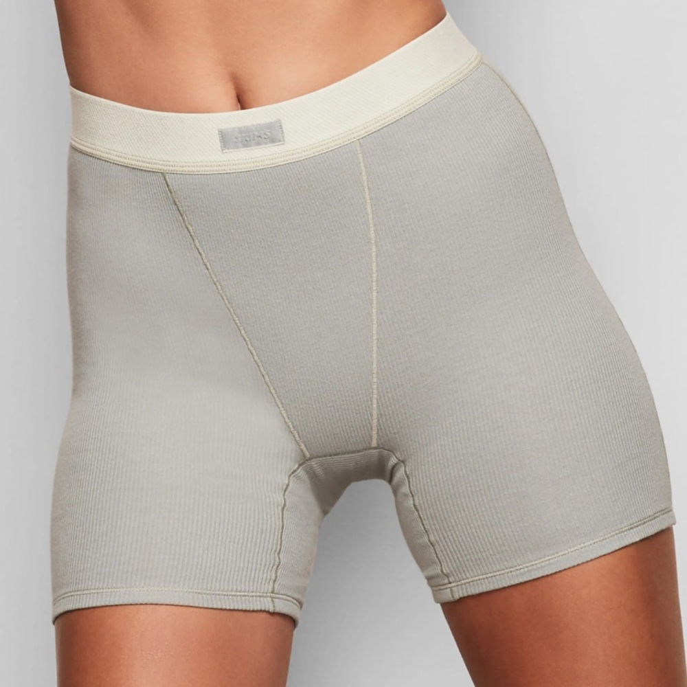 SKIMS Cotton Rib Boxers in Mineral
